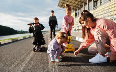 Se il quartiere non collabora, i bambini si muovono meno: lo dice la matematica