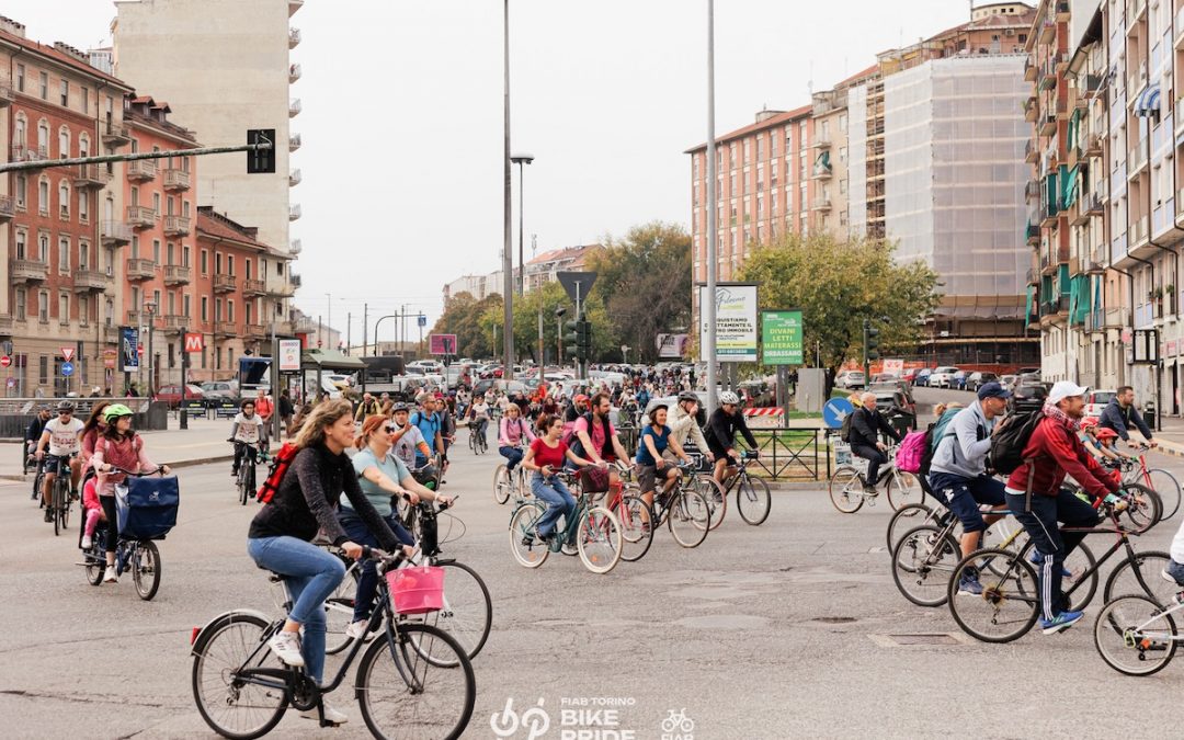 Bike Pride 2026: a Torino la parata a pedali “Connessioni. Più diritti, meno confini”